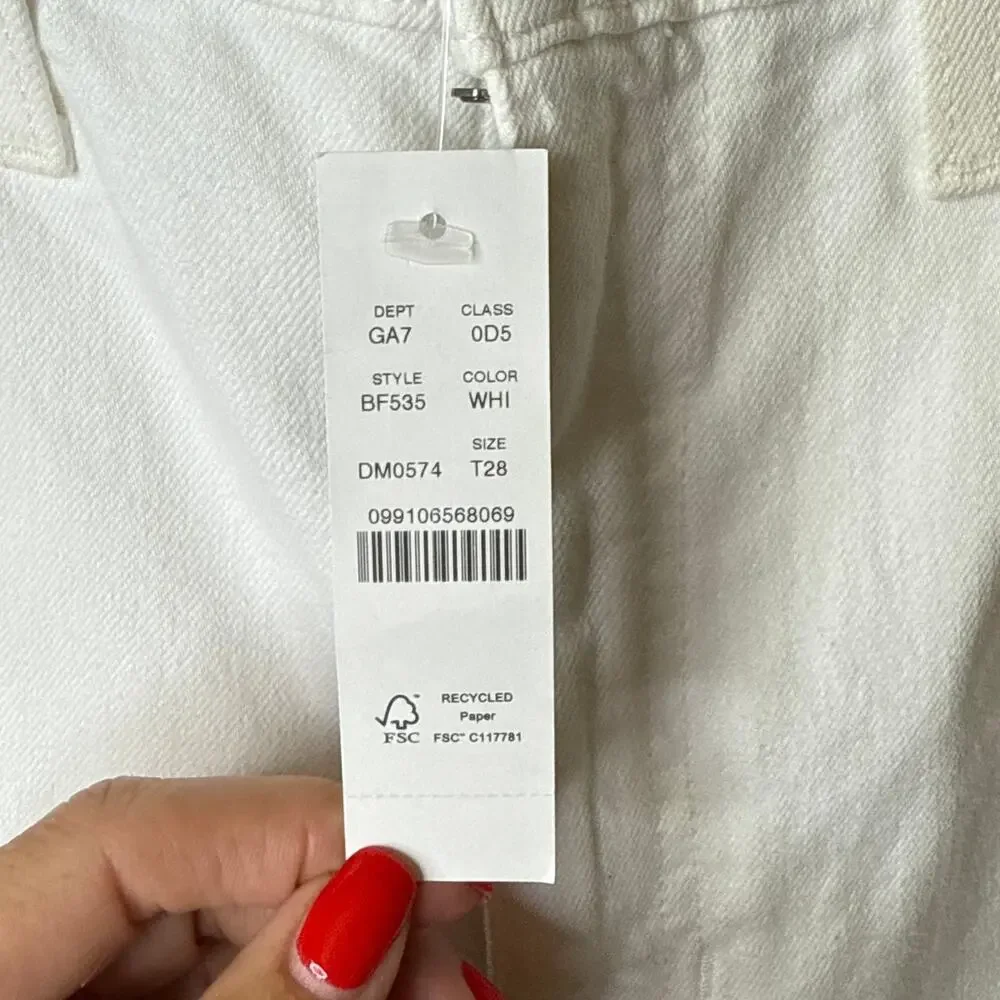 NEW NWT J.Crew White Slim Boyfriend Jean Size 28T‎ High-Waisted Raw Hem 5-Pocket